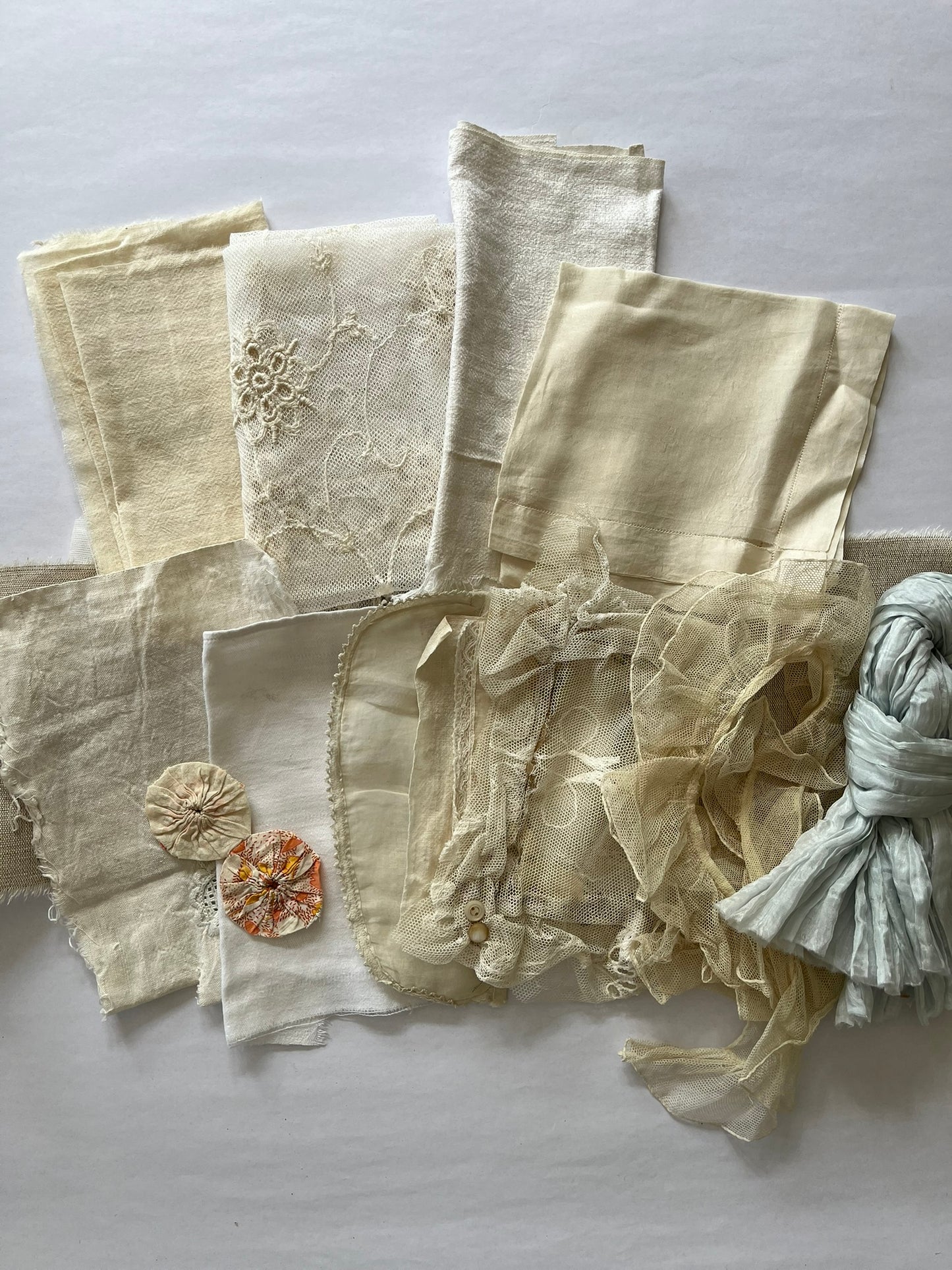 Fabric Bundle - Fabric/Lace no. 2