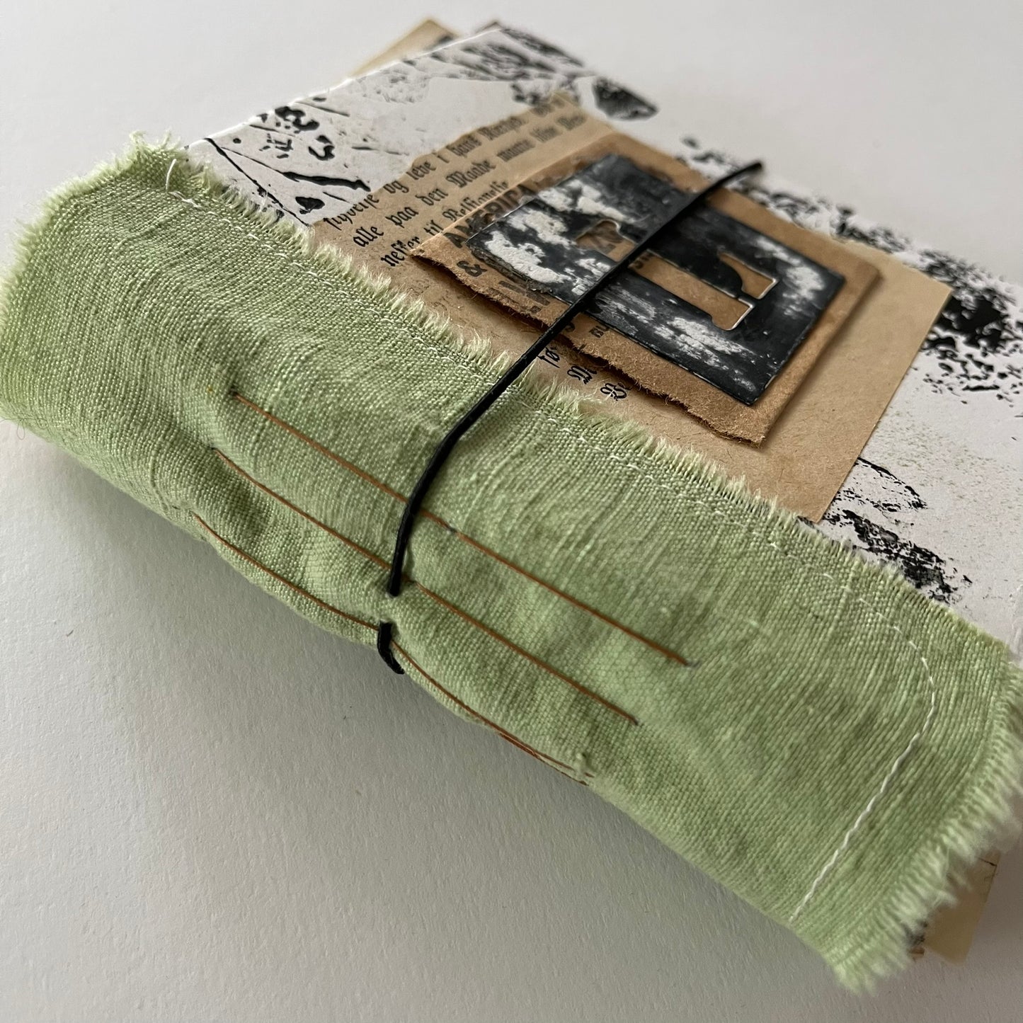 Pocket Journal - letter L