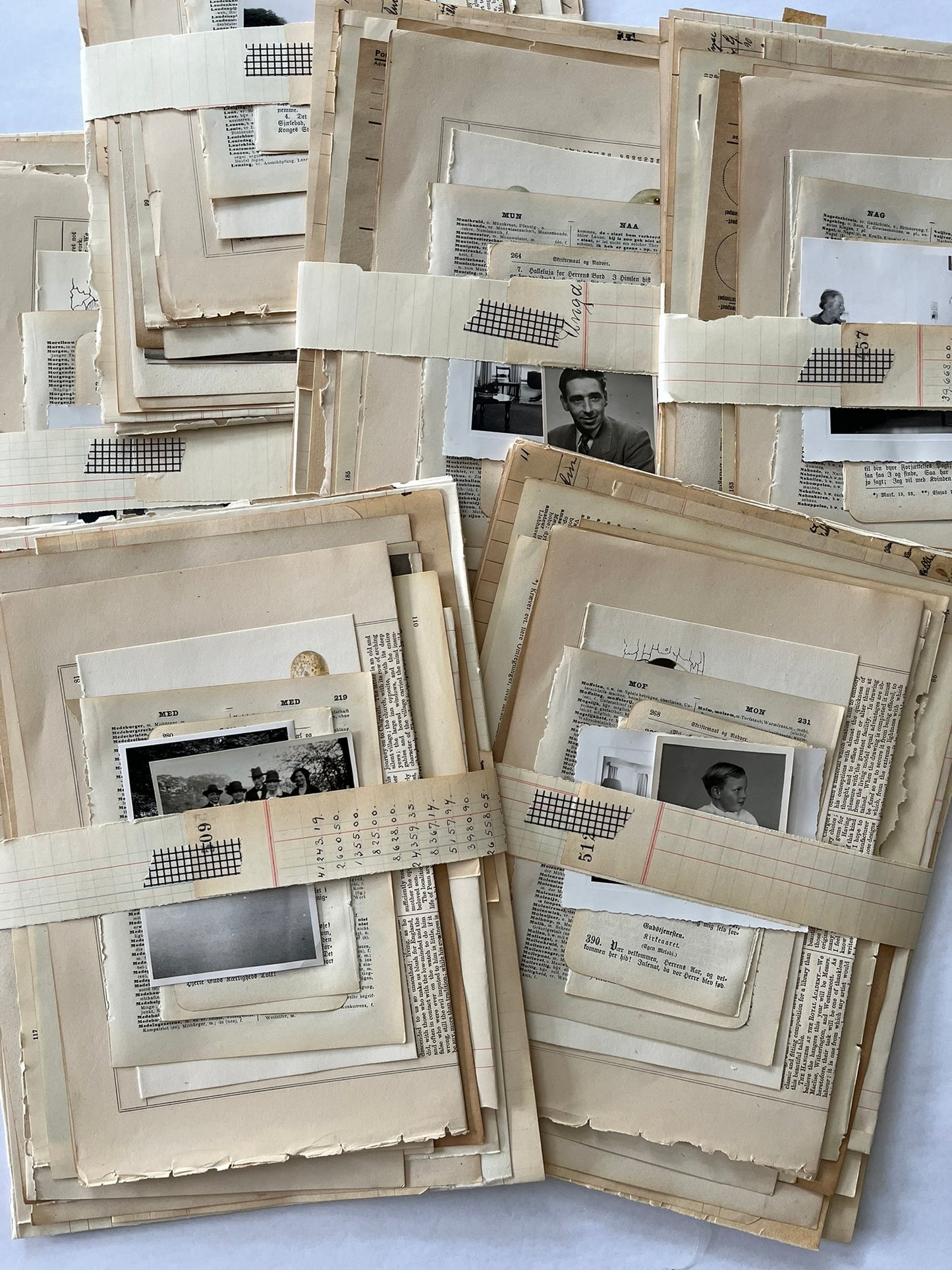 The neutral color paper bundle