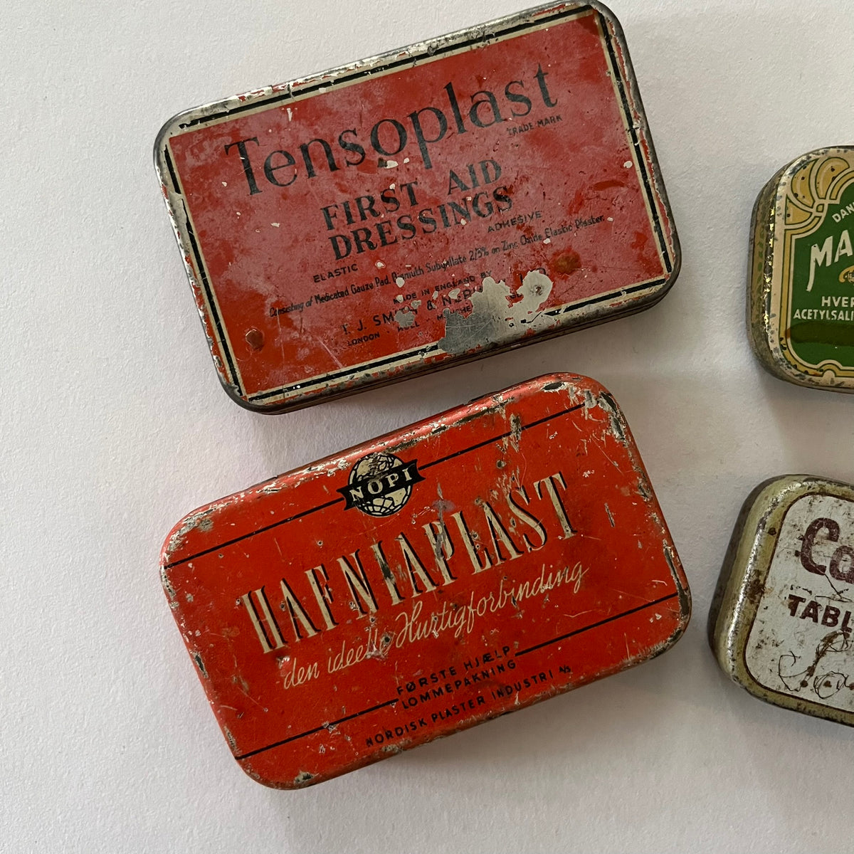 Set of 4 vintage tins