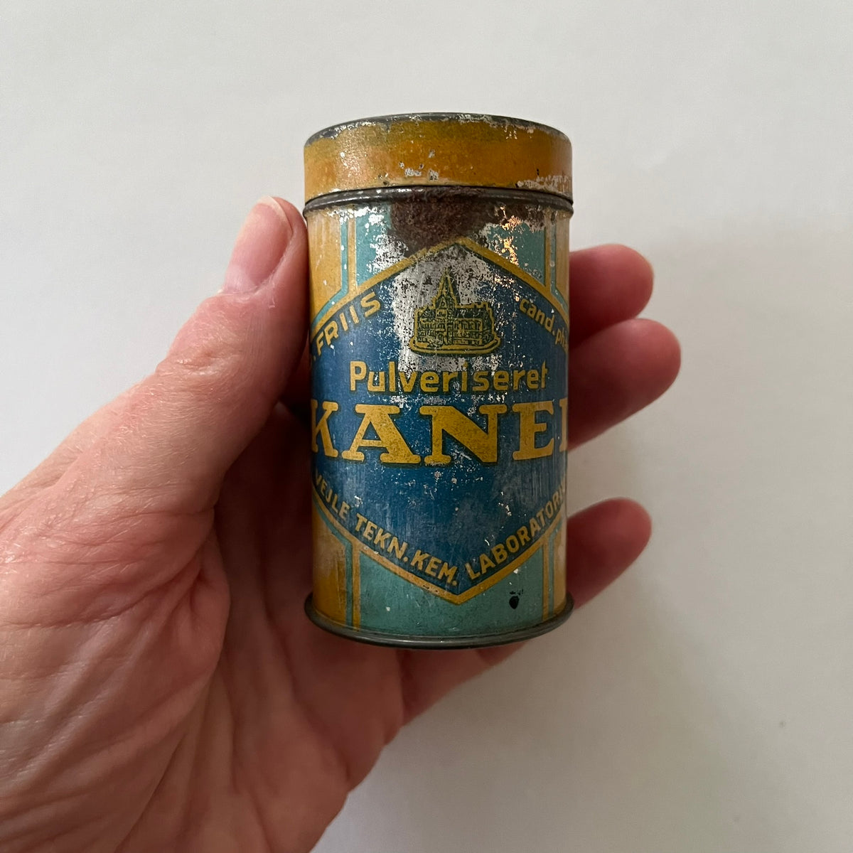 Box of Curiosity - Kanel